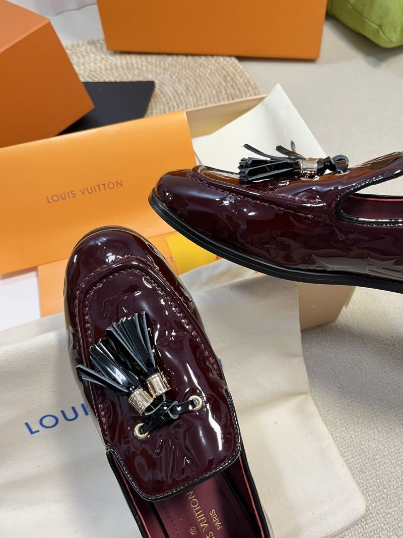 Louis Vuitton Low Shoes